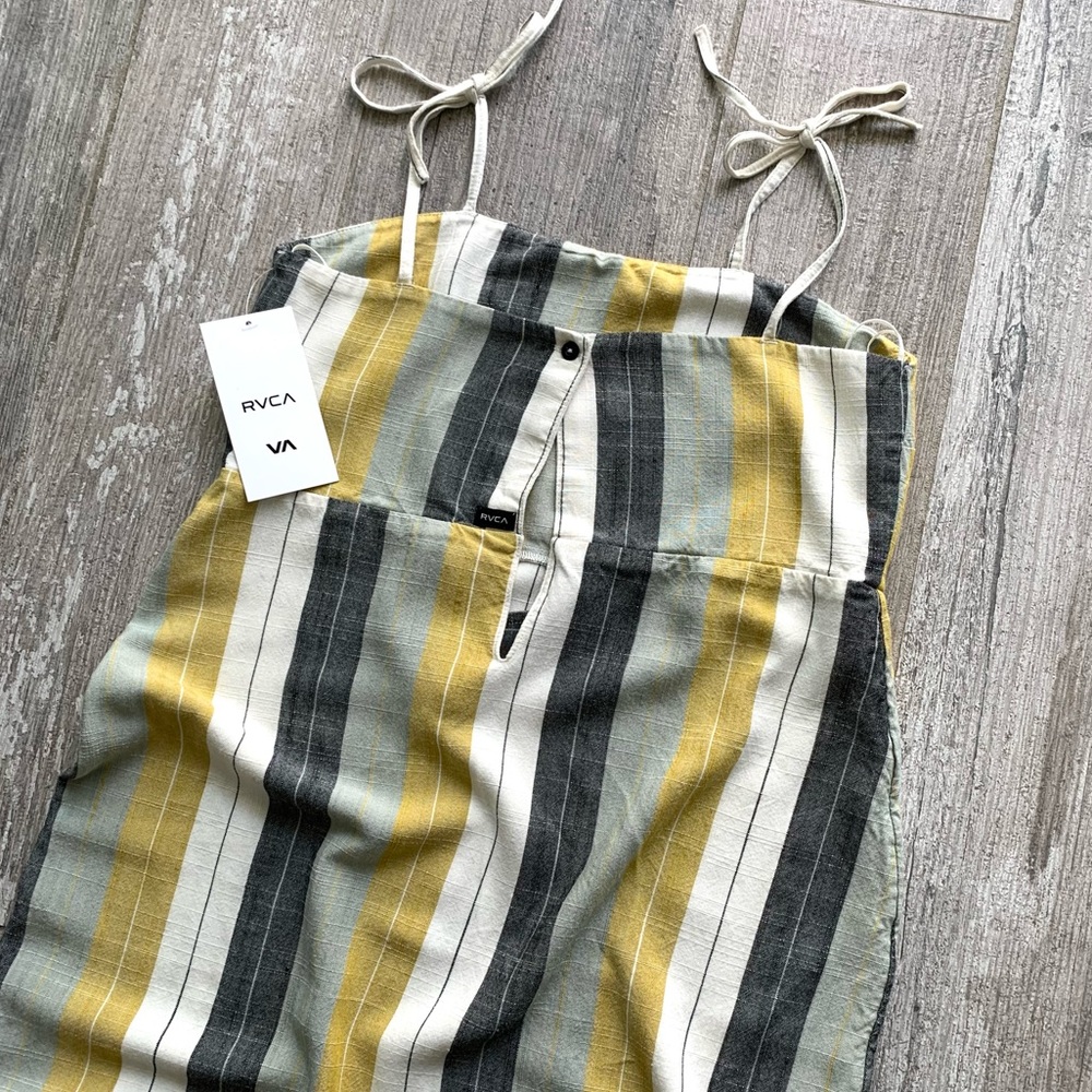 π₯π₯RVCA - TENSE MIDI DRESSπ₯π₯ - Picture 6 of 11